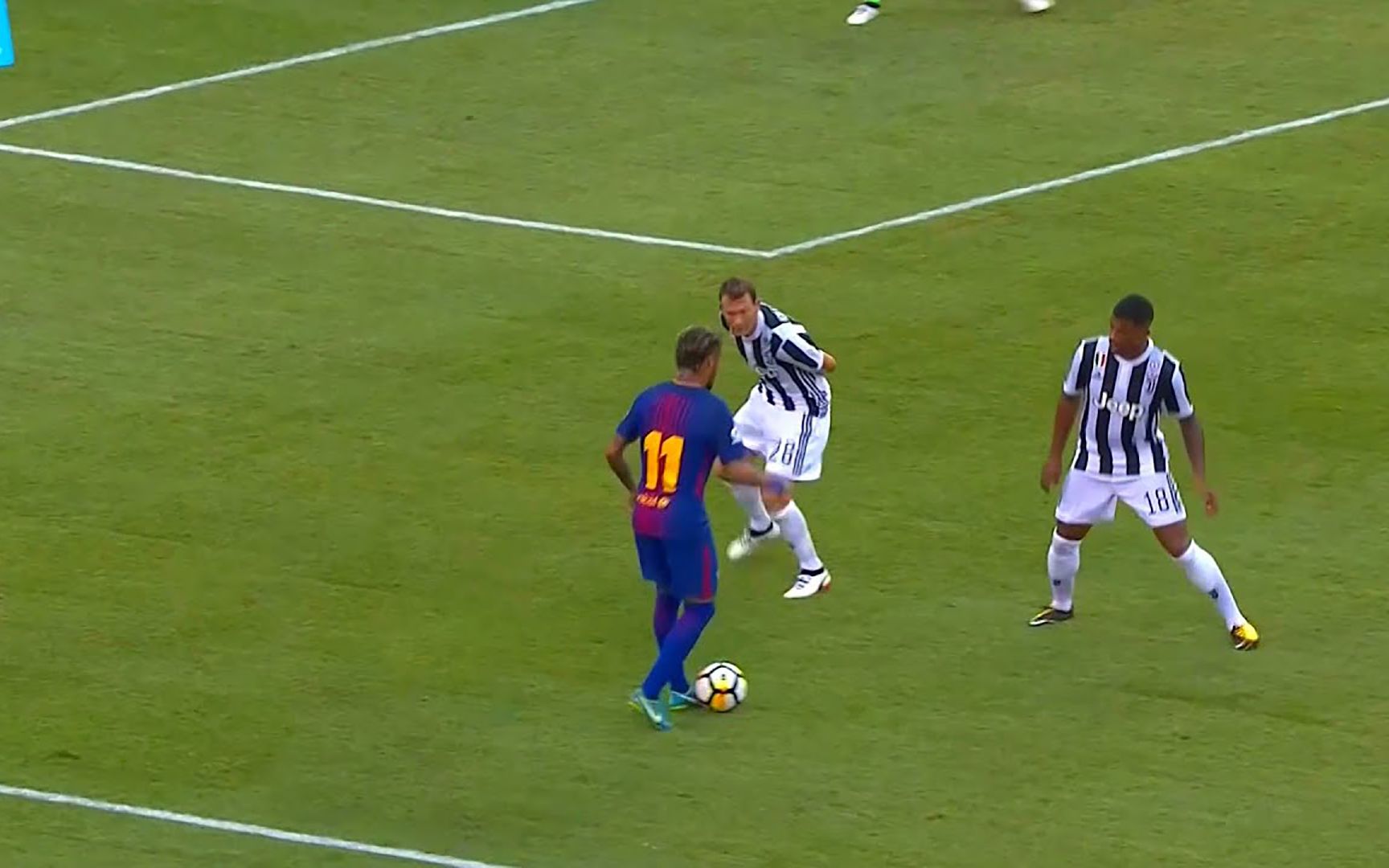 内马尔在尤文图斯比赛中爆冷,绝杀引发热议的是谁 内马尔在尤文图斯比赛中爆冷,绝杀引发热议的是谁