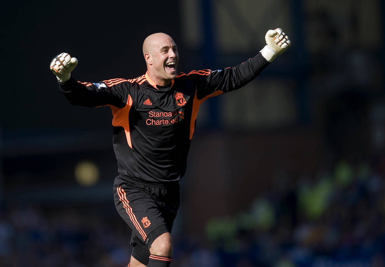 德罗巴赛事官方发布高光表现新规，利物浦争议不断！的简单介绍